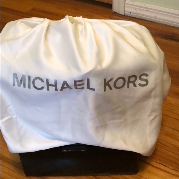 Michael Kors shoulder bag - Picture 6 of 6